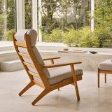 Carl Hansen&Søn CH291 オーク (kvadrat Serpentine) |Hans. J. Wegner (ハンス・J・ウェグナー) カール・ハンセン&サン【正規販売店】デンマークデザイン