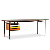 Nyhavn desk | Finn Juhl (フィン・ユール)