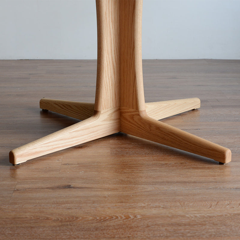 Svendborg (スヴェンボー) ダイニングテーブル | オーク/ウォルナット/チェリー無垢材