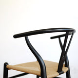 Yチェア(ワイチェア)CH24 オーク ブラック ナチュラルペーパーコード | Hans. J. Wegner (ハンス・J・ウェグナー) カール・ハンセン&サン【正規販売店】デンマークデザイン