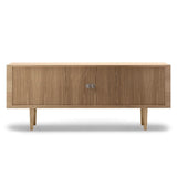 CH825 Credenza|Hans J. Wegner (ハンス・J・ウェグナー) カール・ハンセン&サン【正規販売店】デンマークデザイン - 北欧家具 北欧インテリア通販サイト greeniche (グリニッチ)