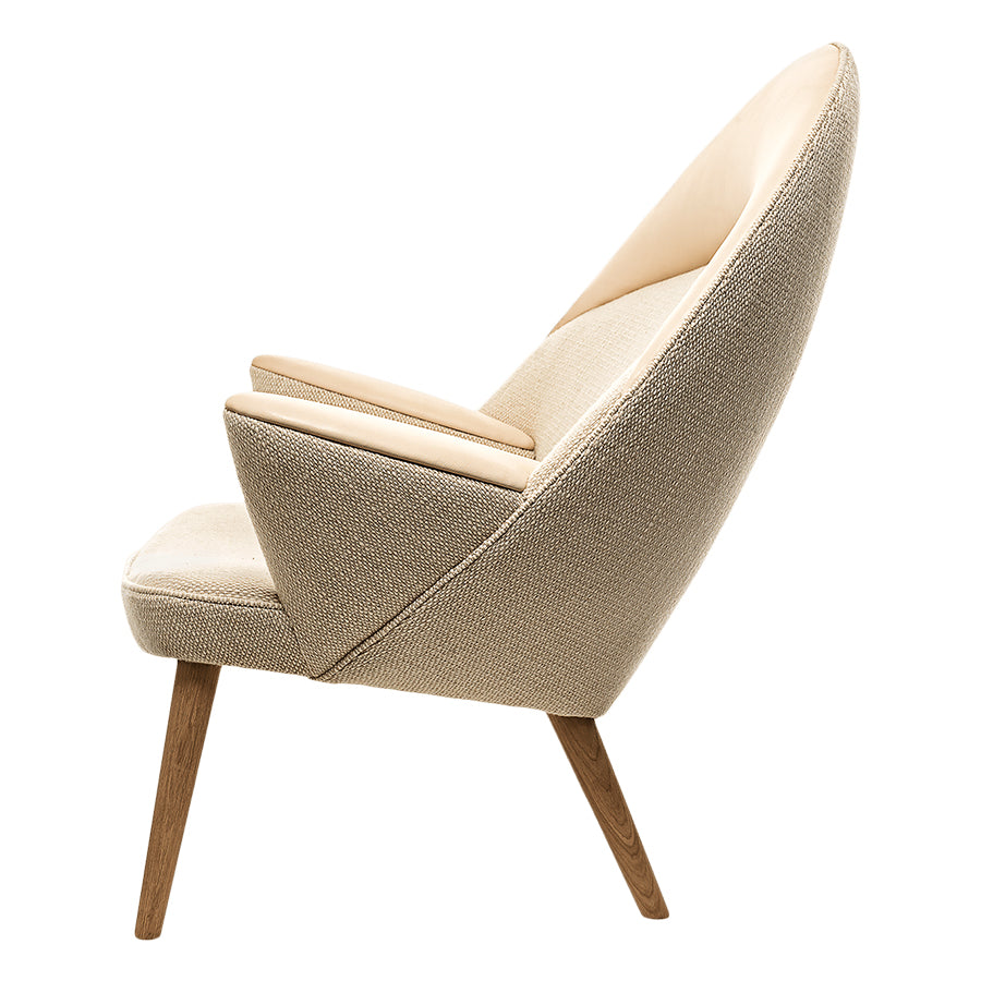 PPモブラー正規販売店】 PP521 Upholstered Peacock | Hans J. Wegner