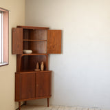 Corner Cabinet R700K014
