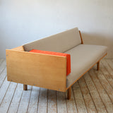 Hans. J. Wegner Daybed "model GE258/259" D-R700K018