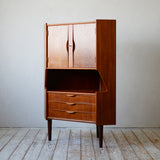 Omann Jun Corner Cabinet R706D207