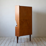 Omann Jun Corner Cabinet R706D207