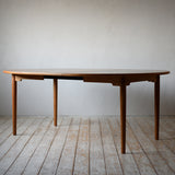 Hans J. Wegner Dining Table "model GE528" D-R706D220