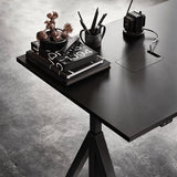 【日本代理店】String Works 昇降式デスク ブラック