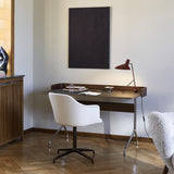 &Tradition Tripod HM9 Maroon