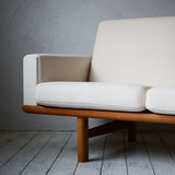 Hans J. Wegner GE236 3P Sofa 505D207