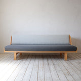 Hans J. Wegner GE258 Day Bed D-R208D502