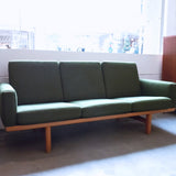 Hans J. Wegner GE235 3P Sofa D-1