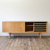 Hans J. Wegner RY26 Side Board D-308D513