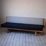 Hans J. Wegner GE258 Day Bed 904D461