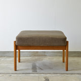 Hans J. Wegner GE290 Ottoman 112D364R