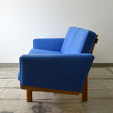 Hans J. Wegner GE236 3P Sofa D-112D457