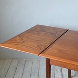 Dining Table D-R403D137