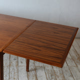 Dining Table D-R403D137