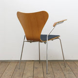 Arne Jacobsen Seven Chair D-209D067F