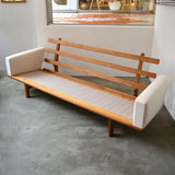 Hans J. Wegner GE236 3P Sofa 505D207