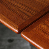 Hans J. Wegner Extension Table AT312 106D342