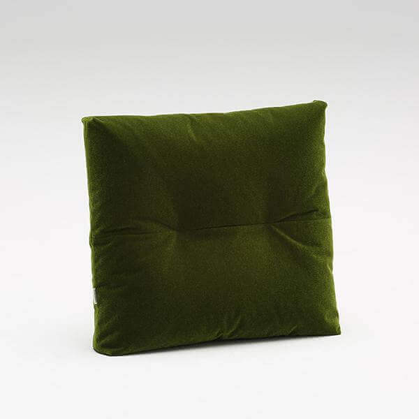 カリモク60 ロビークッション モケットグリーン 3個セット カリモク60 ロビークッション モケットグリーン 3個セット Amazon.co