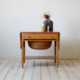 Hans J. Wegner AT33 Sewing Table D-R212D647