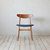 Hans J. Wegner CH30 Dining Chair D-R311D415