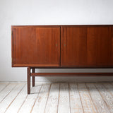 Ole Wanscher Side Board R412D282