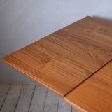 Dining Table R412D264