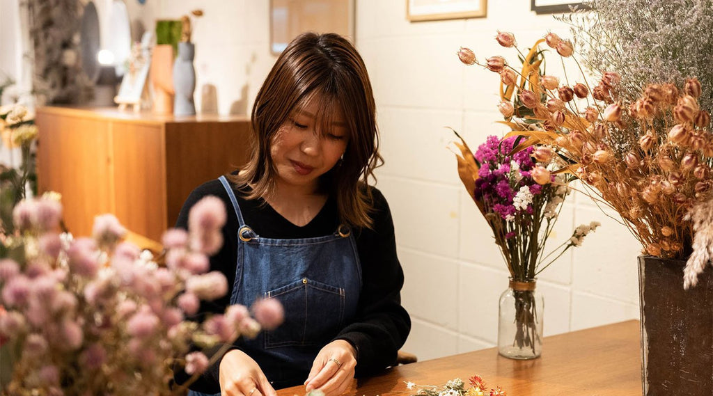 お花の楽しさ、楽しみ方を伝えたい。ドライフラワーアーティスト・森田さんへインタビュー | 北欧ジャーナル スタッフマガジン |  北欧家具・北欧インテリア通販サイト greeniche (グリニッチ)