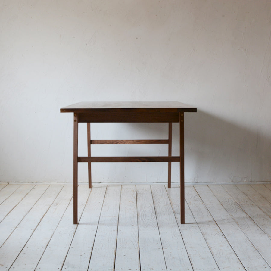 Work Table wedge | オーク/ウォルナット無垢材 | 北欧家具 北欧