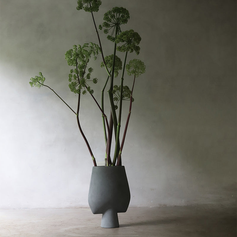 101 COPENHAGEN 【日本代理店】デンマークデザイン Sphere Vase Square Big Dark Grey