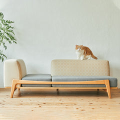 Luu Sofa cat life model【minä perhonen】 | オーク/ウォルナット無垢材｜北欧インテリア通販サイト greeniche（グリニッチ）