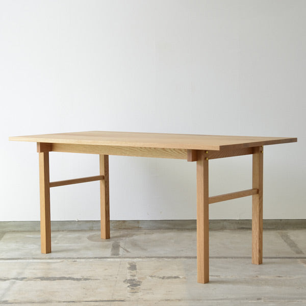 Basic Dining Table | オーク/ウォルナット無垢材