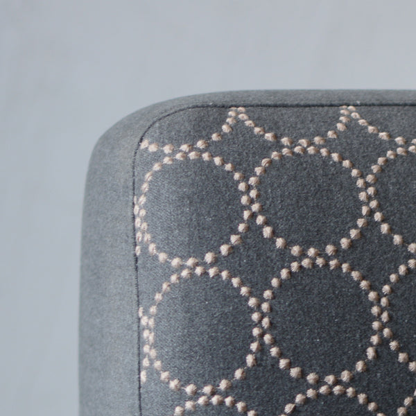 Luu Sofa dop tambourine gray / navy | オーク/ウォルナット/アッシュ無垢材