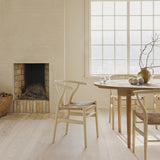 Yチェア（ワイチェア）CH24 soft ｜BARLEY | Hans. J. Wegner (ハンス・J・ウェグナー) カール・ハンセン＆サン【正規販売店】