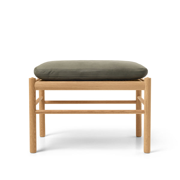 OW149F コロニアルフットスツール TERRAレザー (Jade 20368) ｜COLONIAL FOOTSTOOL｜Ole Wanscher (オーレ・ヴァンシャー) カール・ハンセン＆サン【正規販売店】デンマークデザイン