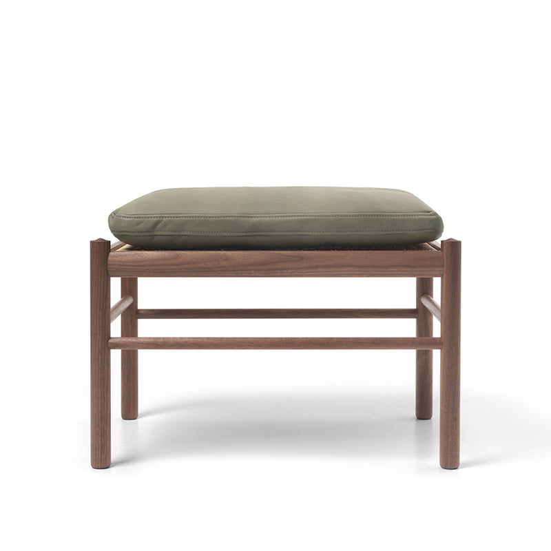 OW149F コロニアルフットスツール TERRAレザー (Jade 20368) ｜COLONIAL FOOTSTOOL｜Ole Wanscher (オーレ・ヴァンシャー) カール・ハンセン＆サン【正規販売店】デンマークデザイン