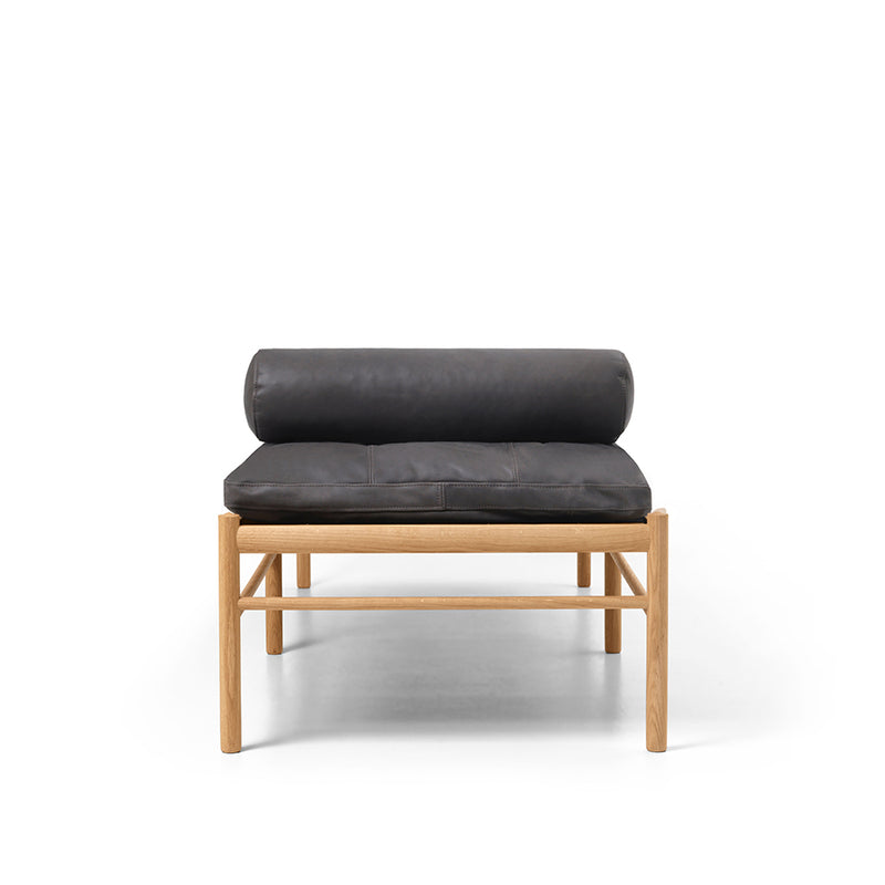 OW150 デイベッド オーク TERRAレザー (Raku 20367) ｜Ole Wanscher (オーレ・ヴァンシャー) カール・ハンセン＆サン【正規販売店】デンマークデザイン