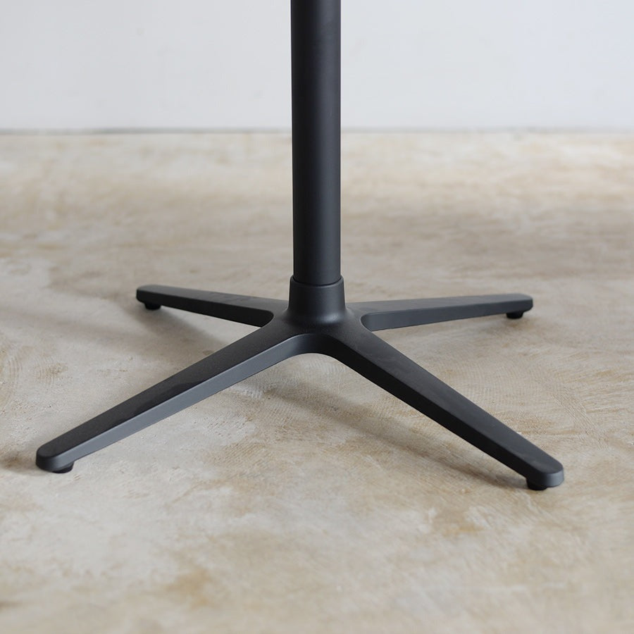black_leg_900x_dda2a6da-af1a-