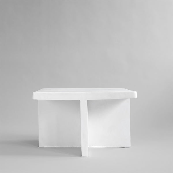 101 COPENHAGEN【日本代理店】デンマークデザイン  Brutus Coffee Table Bone White