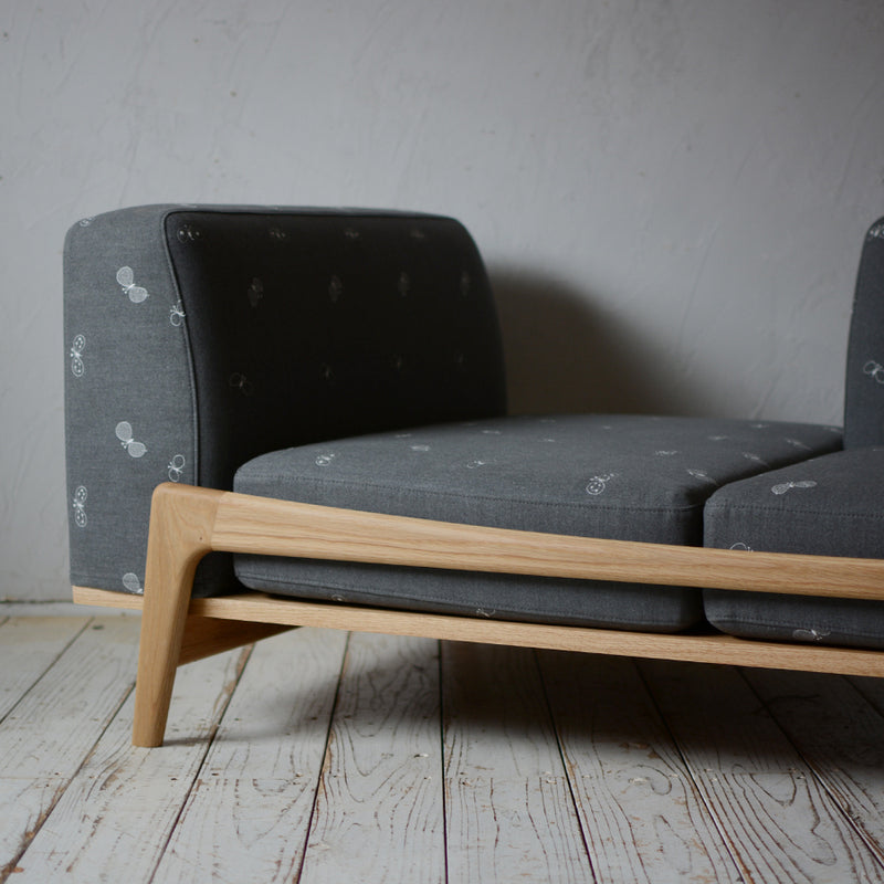 Luu Sofa dop choucho | オーク/ウォルナット/ノルディックアッシュ無垢材