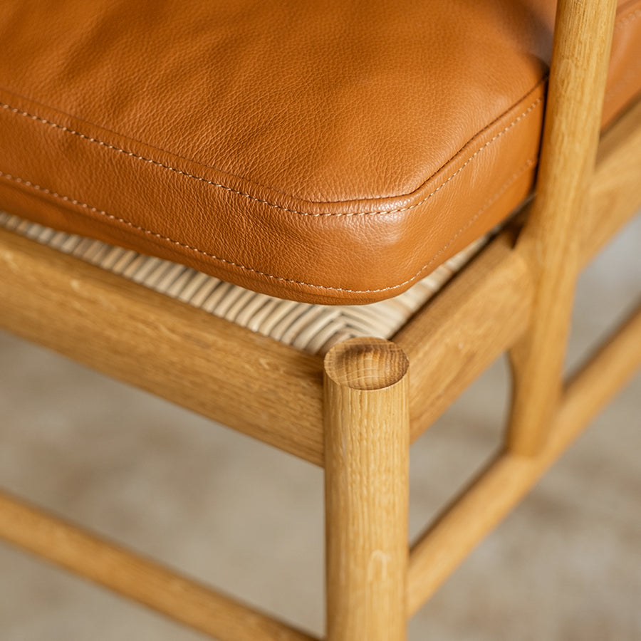 OW149 コロニアルチェア オーク ソープ仕上げ ｜COLONIAL CHAIR