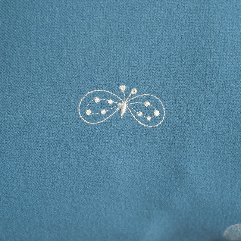 mina perhonen dop 「tambourine × choucho」クッションカバー エクリュ×ブルー