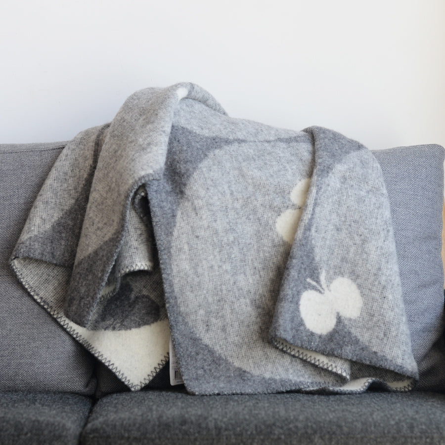 KLIPPAN ウール ハーフブランケット PERHONEN グレー | 北欧家具 北欧