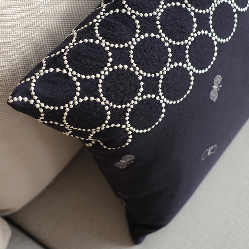 mina perhonen dop 「tambourine × choucho」クッションカバー インディゴ×インディゴ