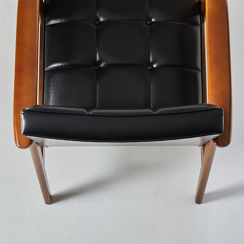 F902\"　カリモク60 Kチェア1シータ　スタンダードブラック Kチェア1シーター | PRODUCT | カリモク60