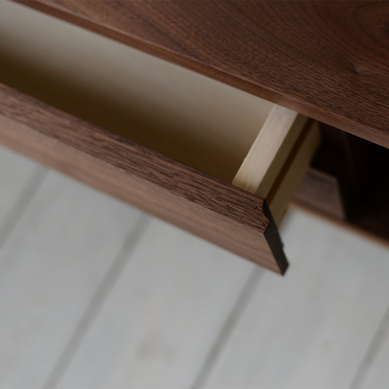 Luu Board short | オーク/ウォルナット無垢材