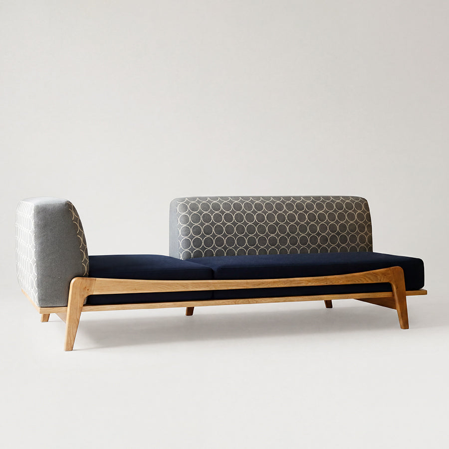 Luu Sofa dop tambourine gray / navy | オーク/ウォルナット/アッシュ無垢材